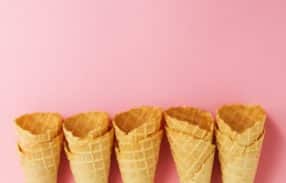 ice-cream-cones-pink-background